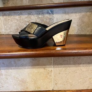 Guess sandals brand new never worn